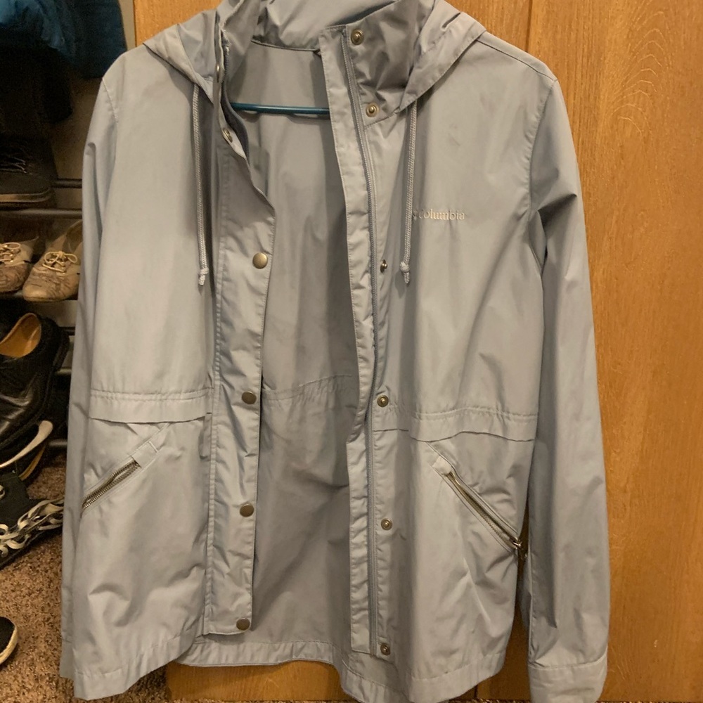Columbia women’s rain jacket size medium